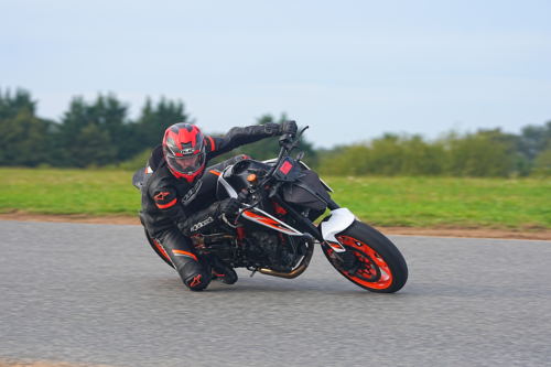 Track Days Plate for KTM Duke 790/890R photo review