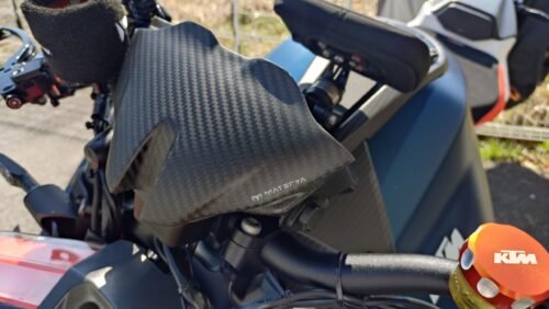 Dashboard Cover for KTM Superduke 1290R MY 20 - Carbon Fiber photo review