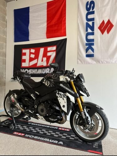 Flyscreen for SUZUKI GSX-S 950/1000 - Black Matte photo review