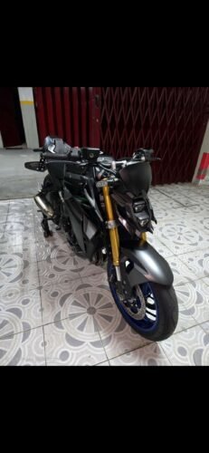 Flyscreen for SUZUKI GSX-S 950/1000 - Black Matte photo review