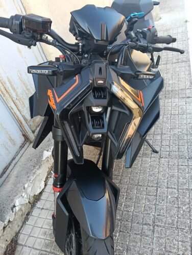 Click to view full screen Winglets for KTM Duke 990 MY 24 - Carbon Fiber photo review