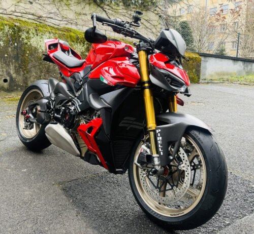 Click to view full screen Flyscreen for Ducati Streetfighter V4 MY 2025 photo review